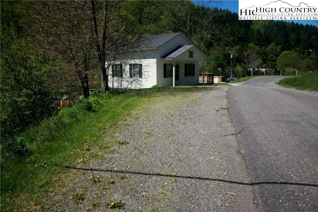 3977 Todd Railroad Grade Road Todd, NC 28684 - Photo 9 of 34 Gallery Image 9
