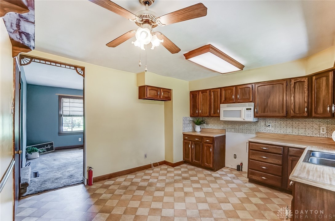 264 Franklin Road Waynesville, OH 45068 - Photo 13 of 31 Gallery Image 13