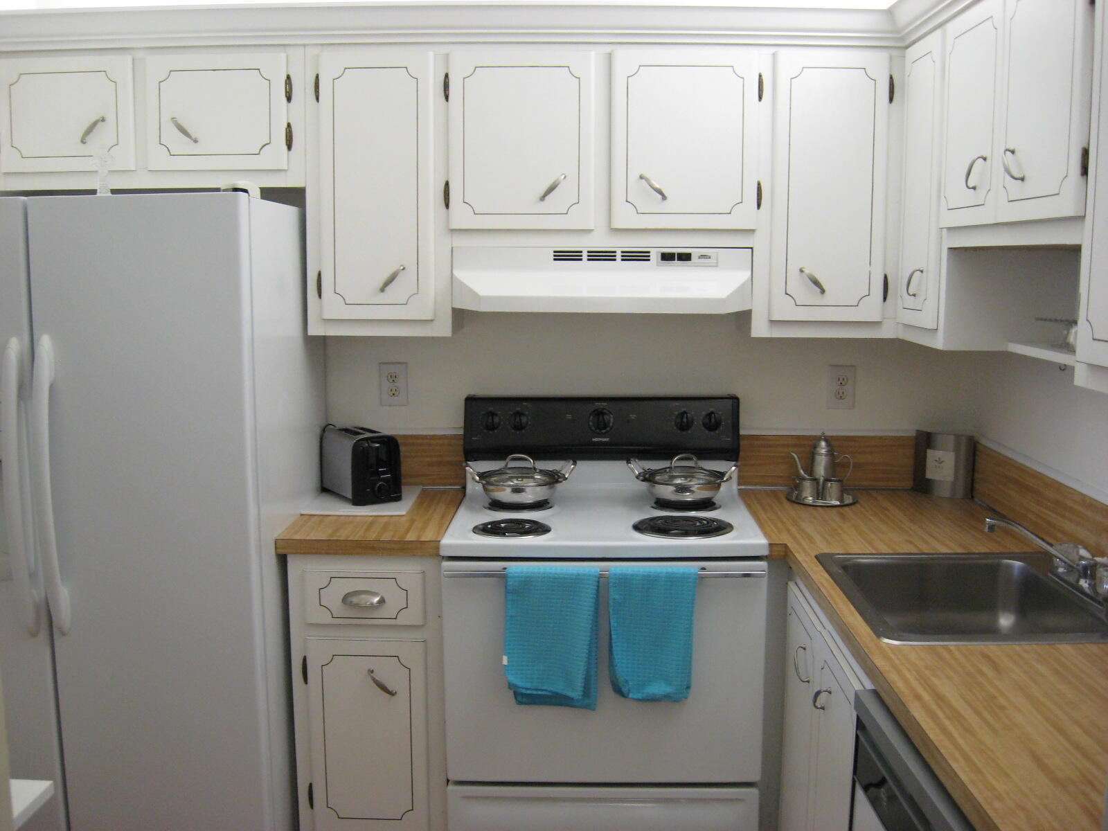 9233 Southwest 8th Street, Unit 317 Boca Raton, FL 33428 - Photo 26 of 31 9233-317 Kit3