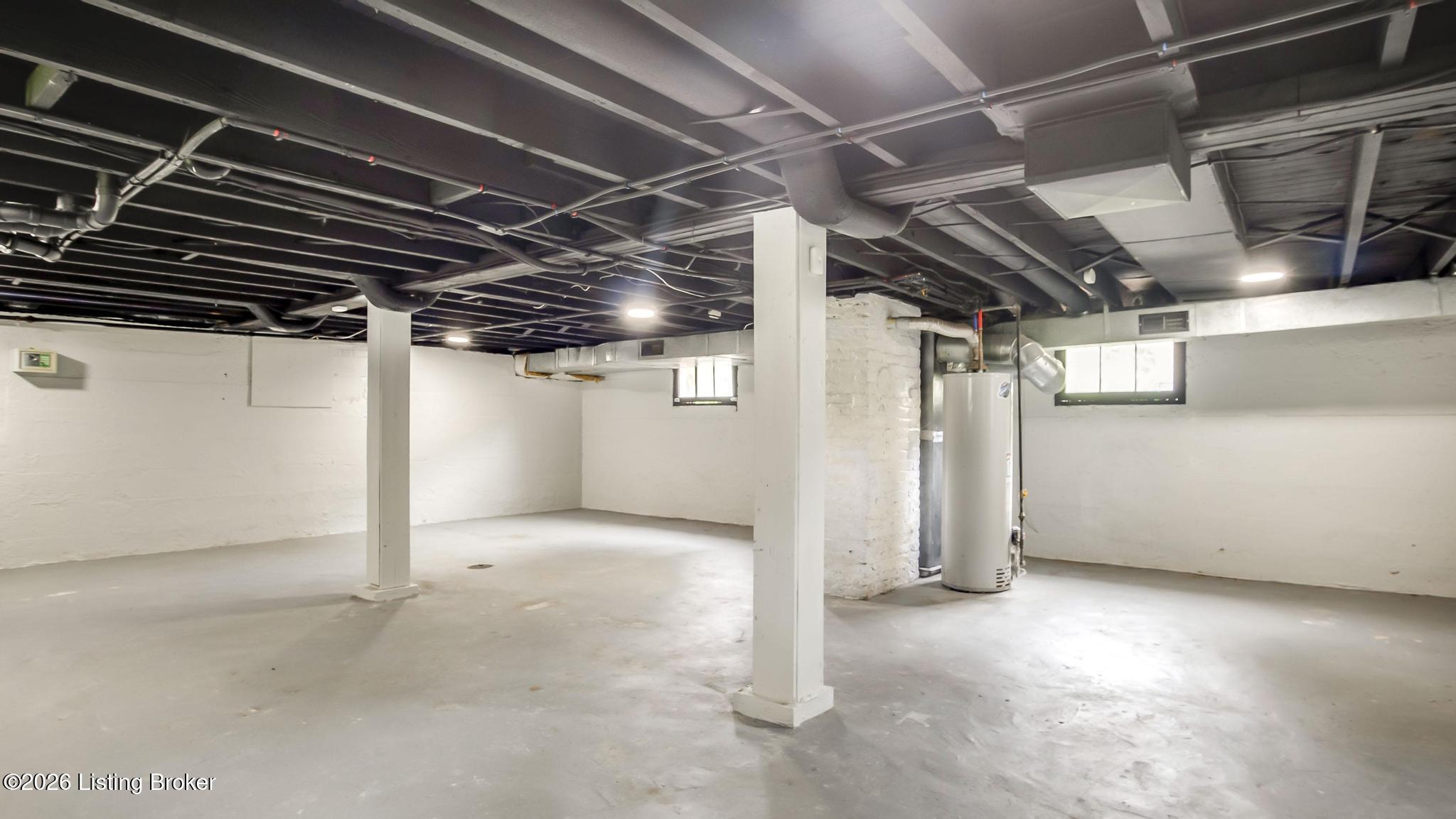 634 Country Club Road Louisville, KY 40206 - Photo 29 of 35 Basement