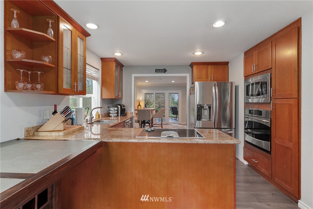 2958 Kennewick Place Northeast Renton, WA 98056 - Photo 11 of 32 Gallery Image 11