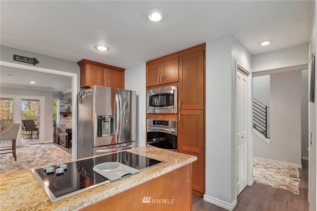 2958 Kennewick Place Northeast Renton, WA 98056 - Photo 12 of 32 Gallery Image 12