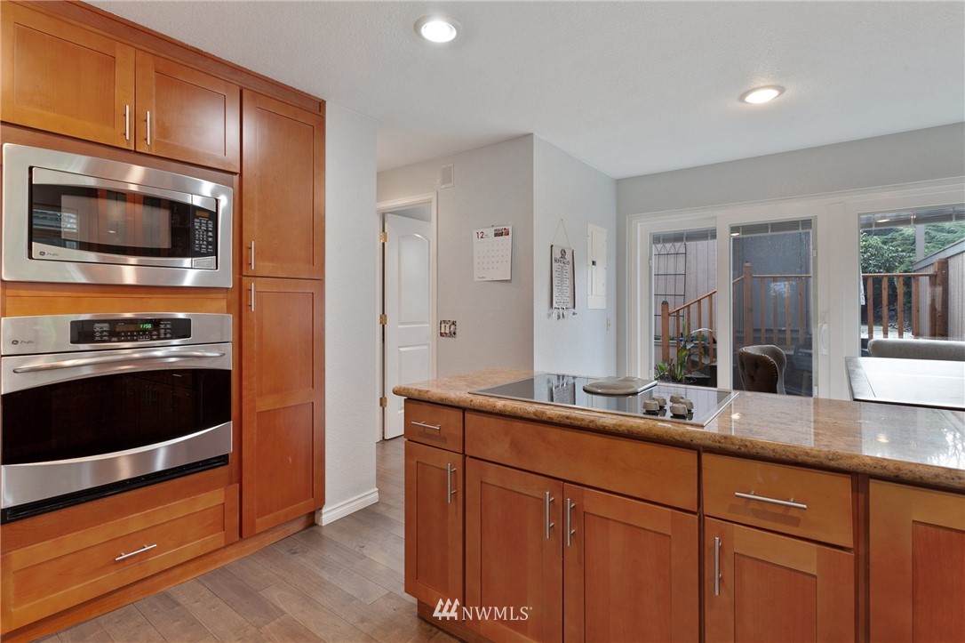 2958 Kennewick Place Northeast Renton, WA 98056 - Photo 14 of 32 Gallery Image 14