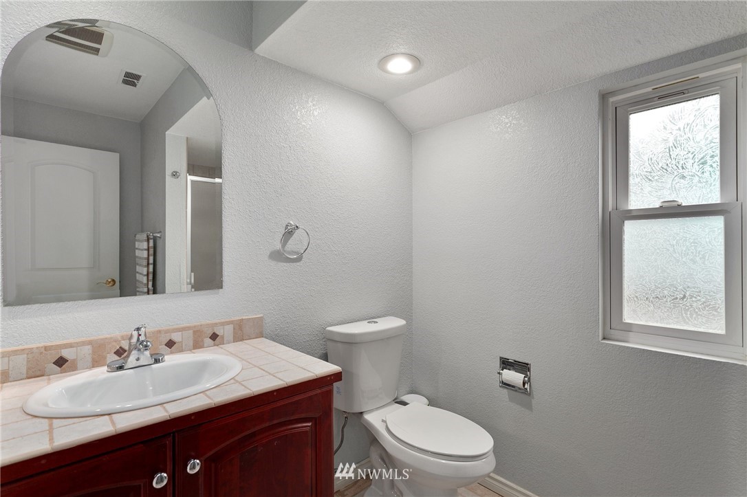 2958 Kennewick Place Northeast Renton, WA 98056 - Photo 21 of 32 Gallery Image 21