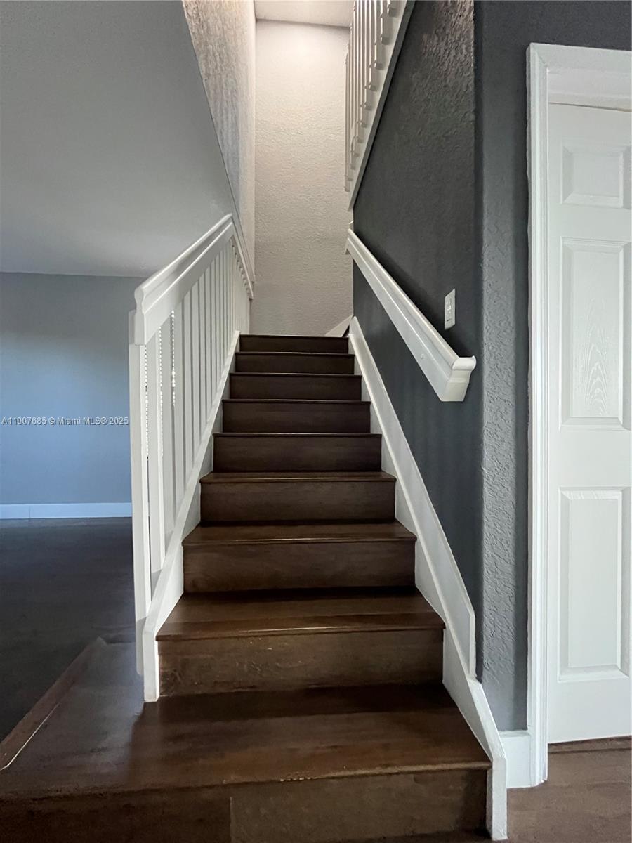 4790 Southwest 165th Avenue Miramar, FL 33027 - Photo 12 of 31 a view of entryway