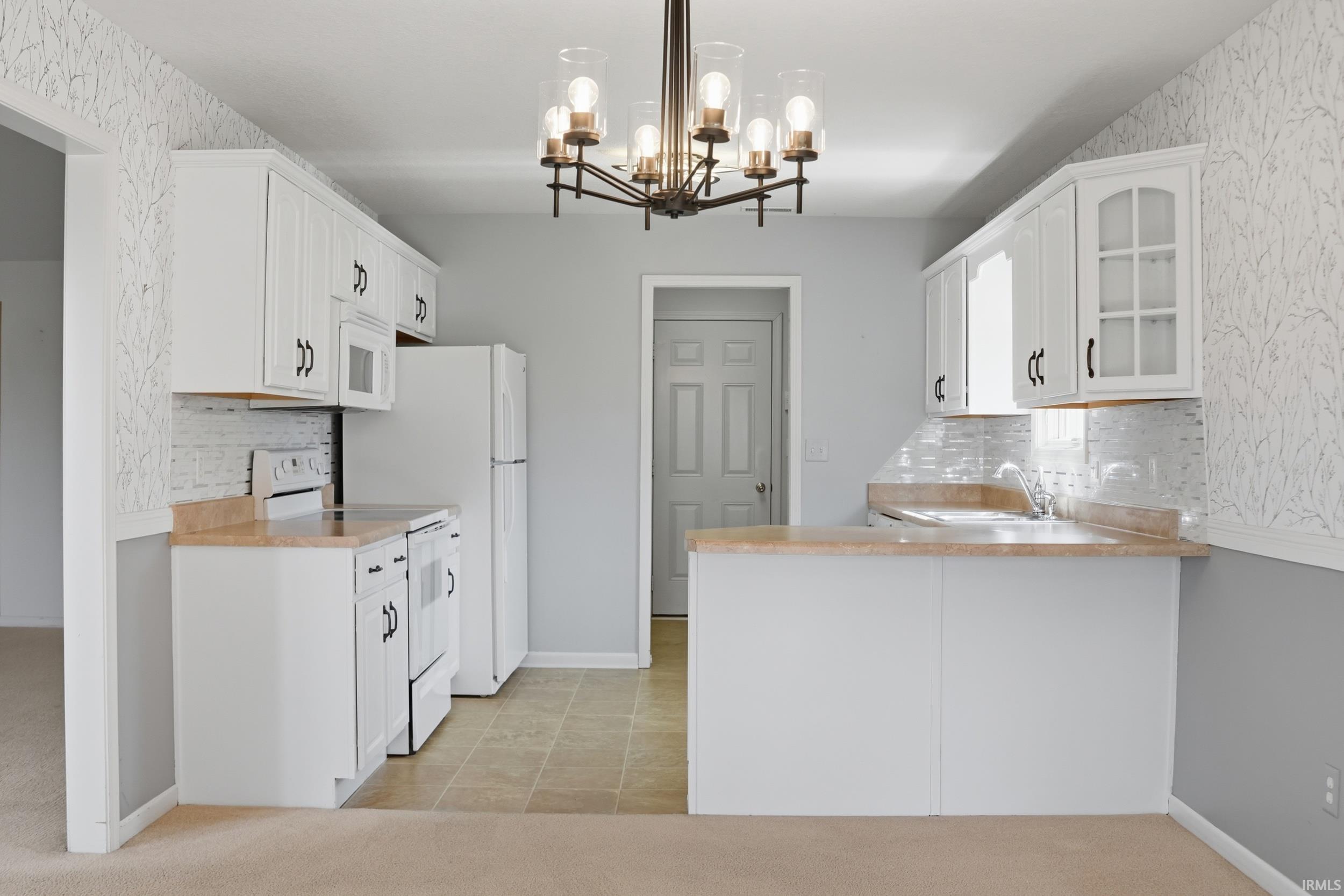 7519 Bowlander Way Fort Wayne, IN 46835 - Photo 11 of 32