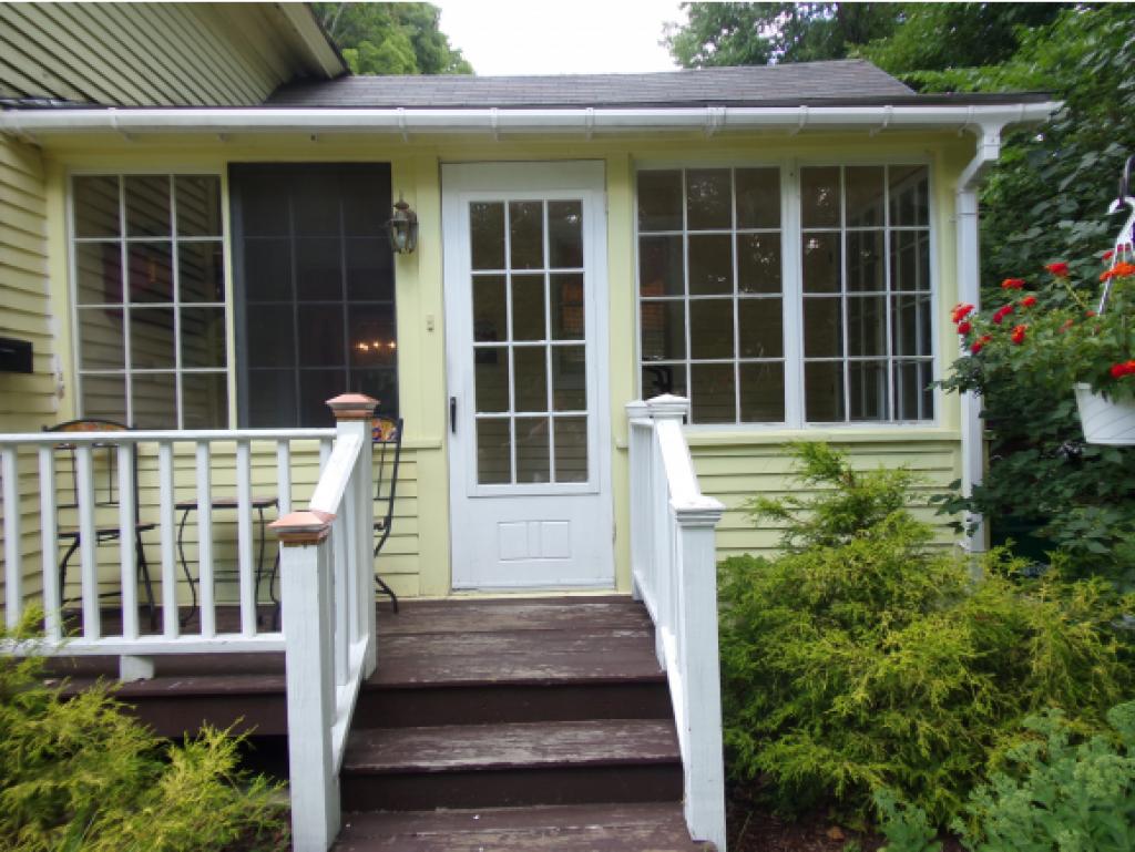 212 Prospect Street Bennington, VT 05201 - Photo 3 of 16 Gallery Image 3