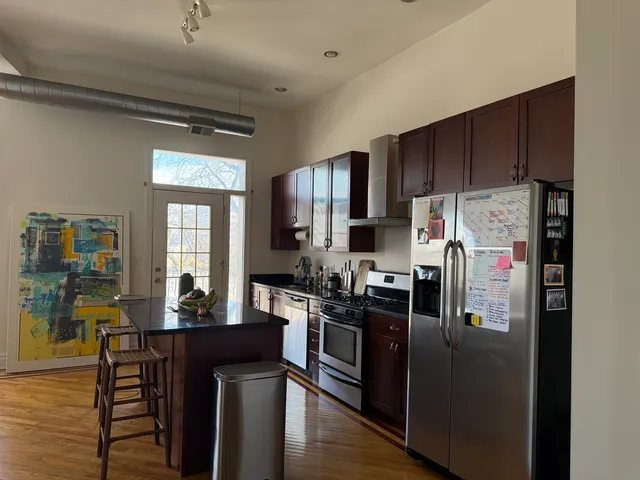 $235,000 | 5014 South King Drive, Unit 2E, Chicago, IL 60615