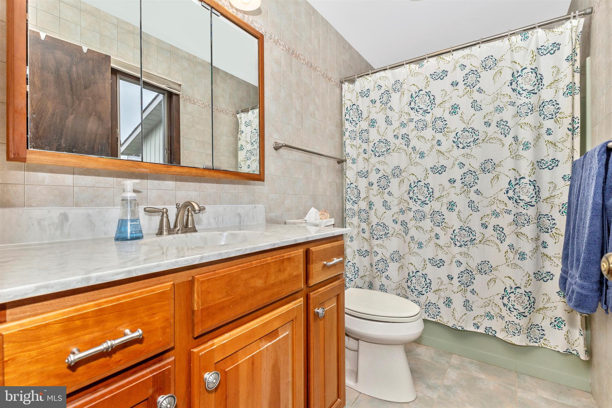 2812 Monument Road Myersville, MD 21773 - Photo 18 of 49 Master Bathroom