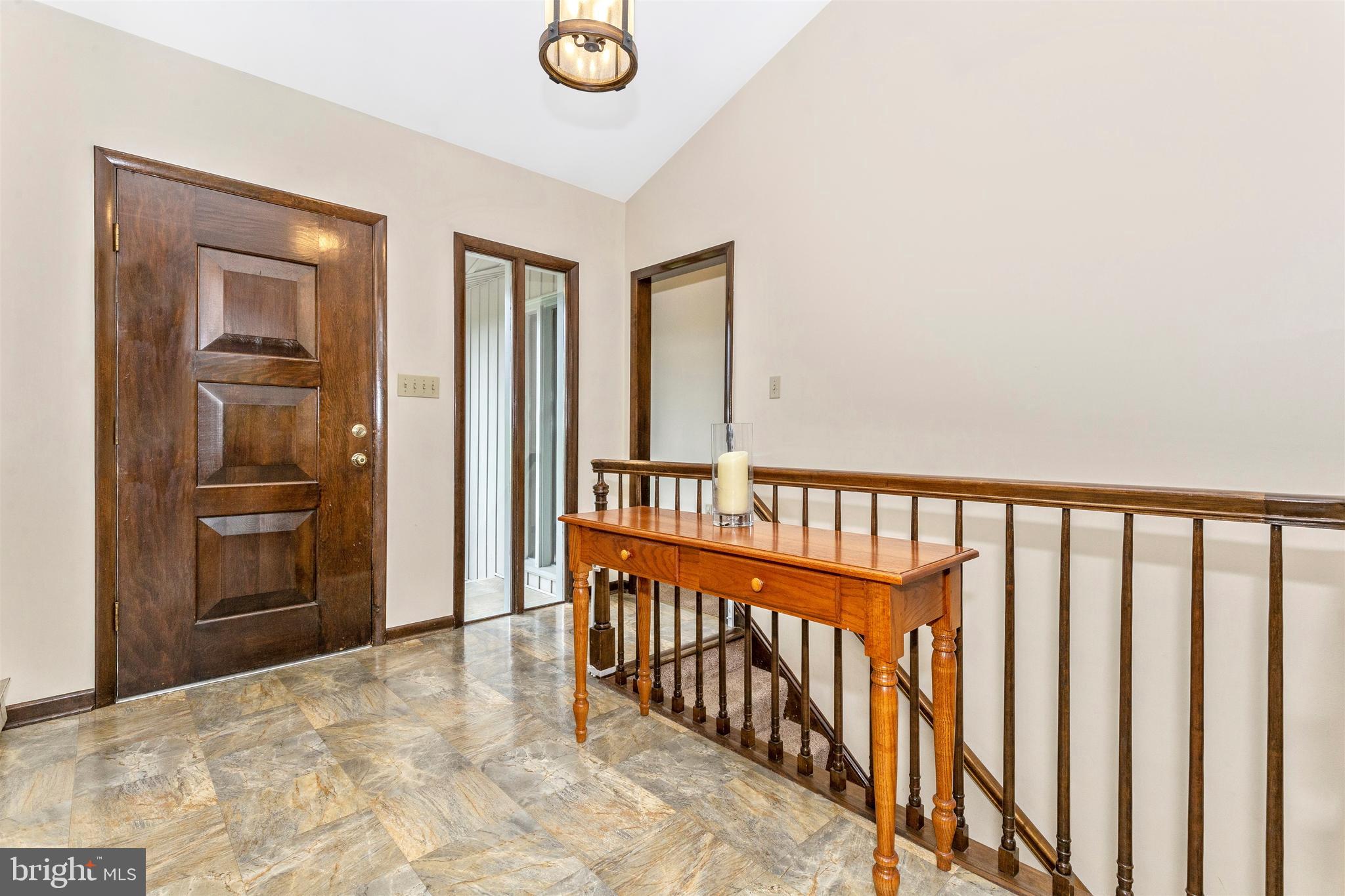 2812 Monument Road Myersville, MD 21773 - Photo 3 of 49 Foyer