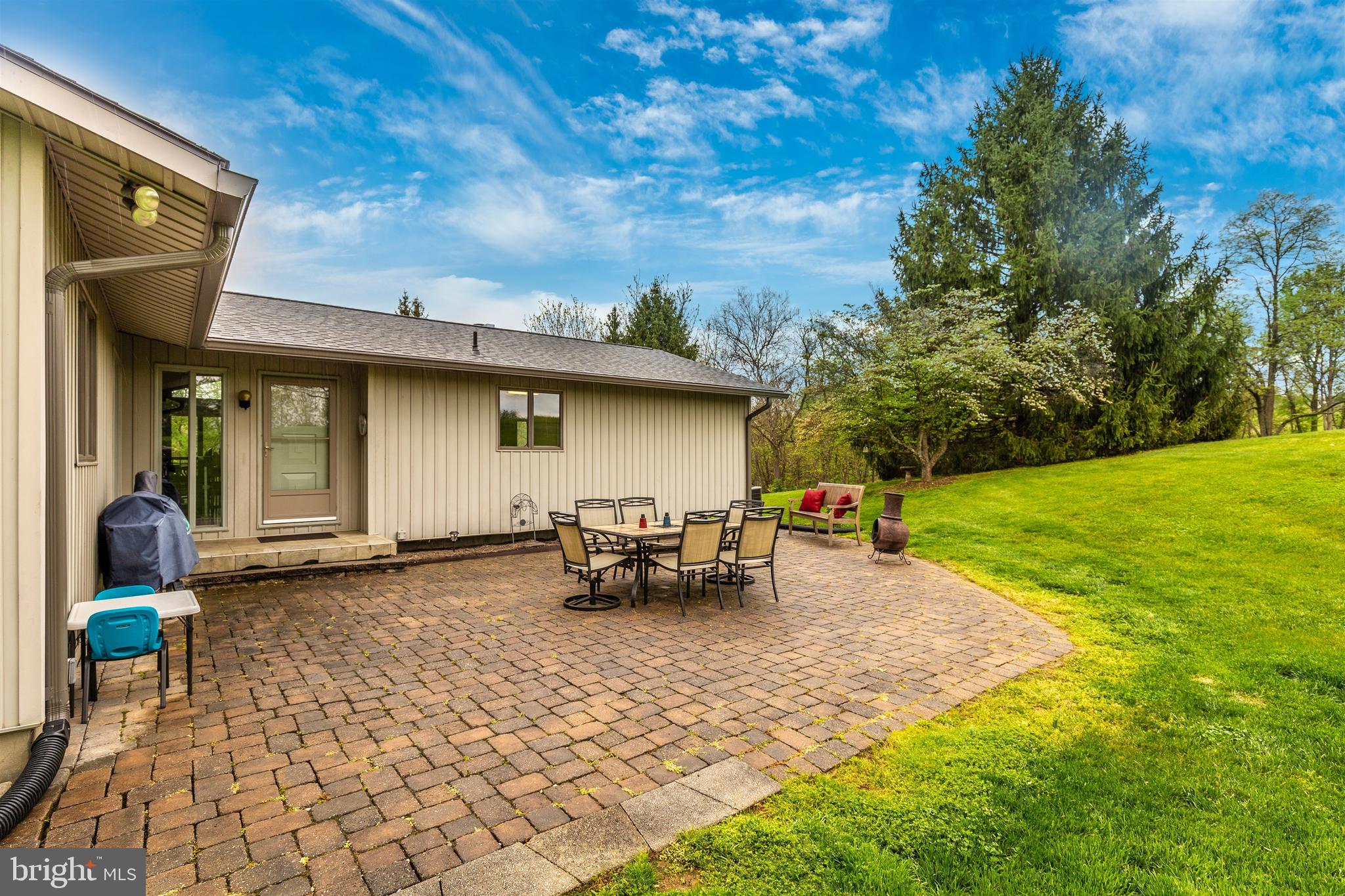 2812 Monument Road Myersville, MD 21773 - Photo 40 of 49 Exterior - Rear Patio