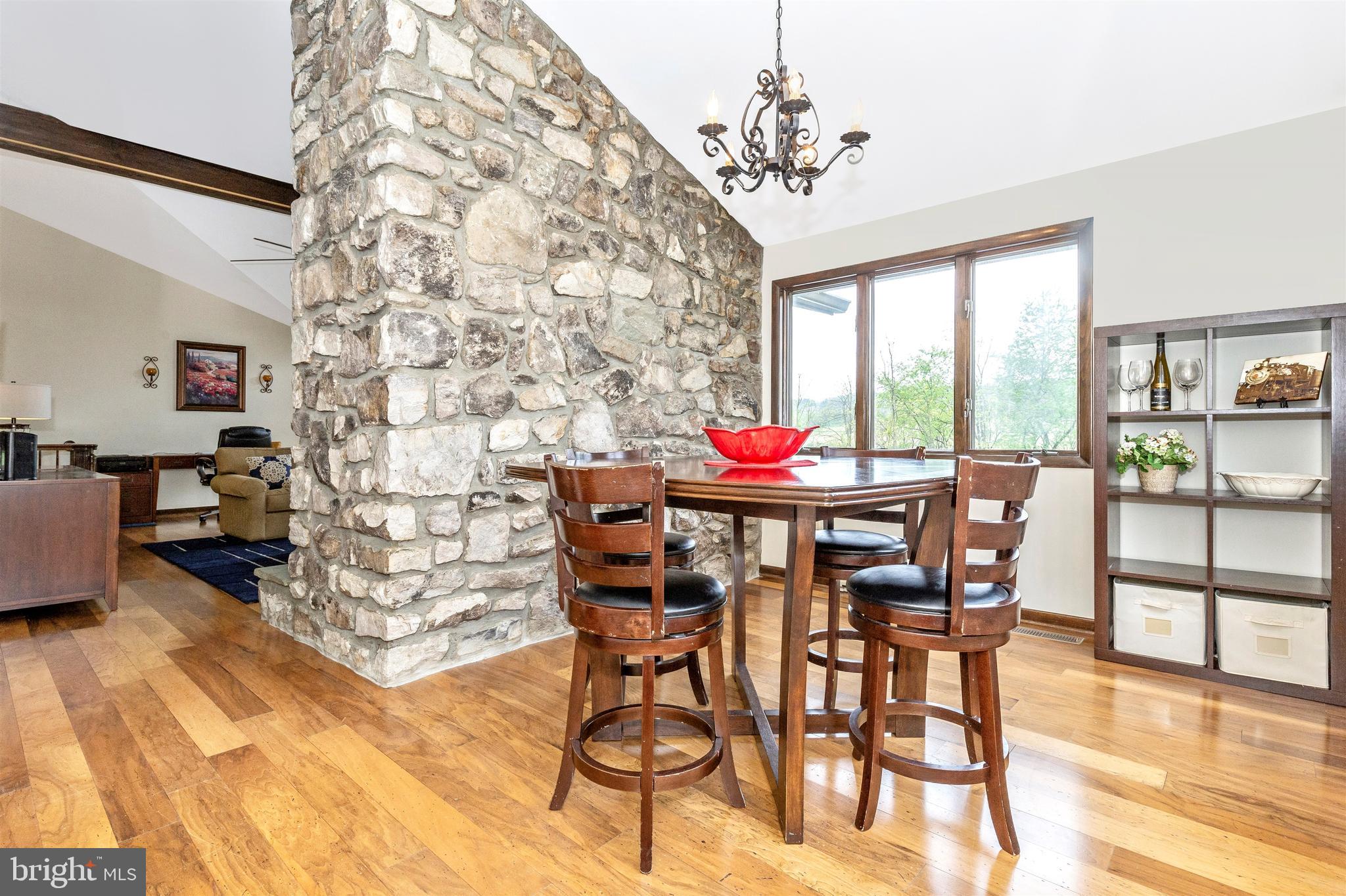 2812 Monument Road Myersville, MD 21773 - Photo 8 of 49 Dining Room