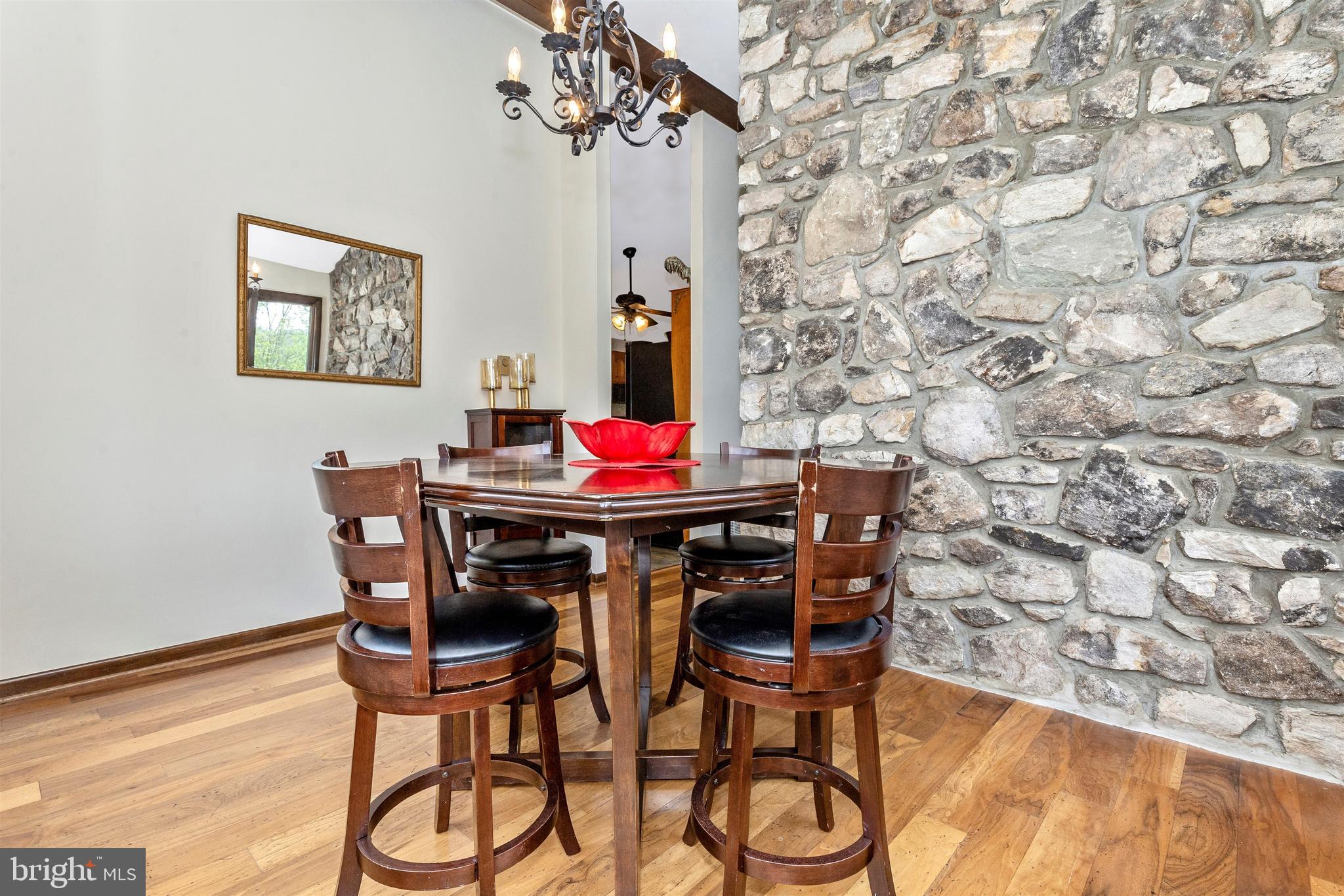 2812 Monument Road Myersville, MD 21773 - Photo 9 of 49 Dining Room