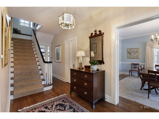 328 Sheridan Road Winnetka, IL 60093 - Photo 2 of 17