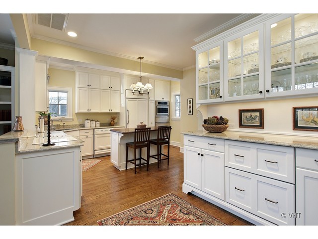 328 Sheridan Road Winnetka, IL 60093 - Photo 4 of 17