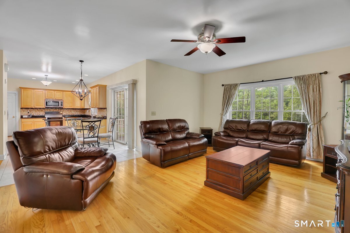 95 Higgins Road Cheshire, CT 06410 - Photo 8 of 40 Gallery Image 8