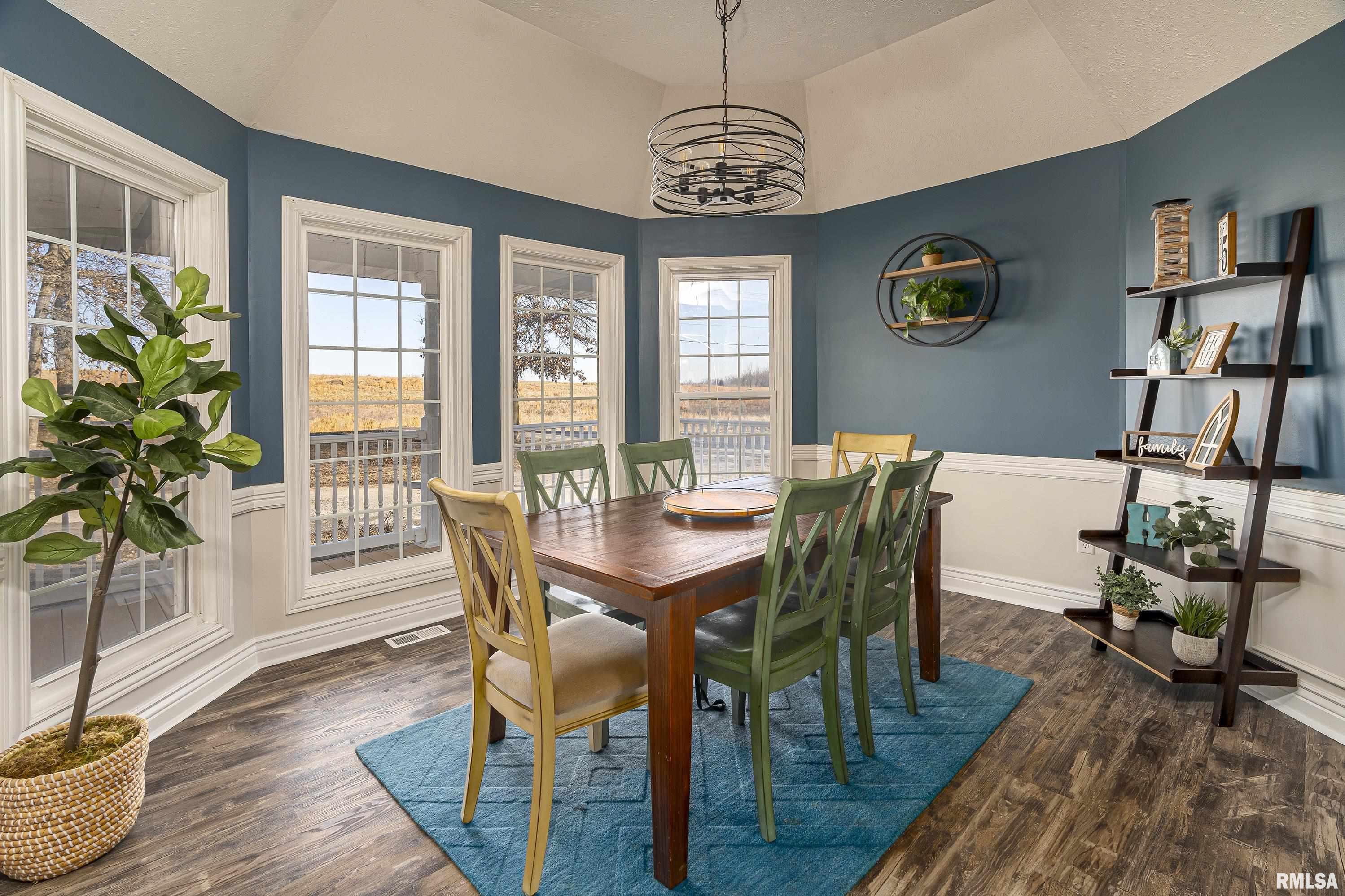 11674 Hafer Road Carterville, IL 62918 - Photo 9 of 56 Gallery Image 9