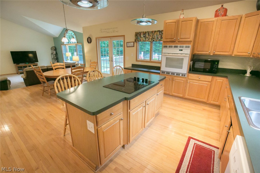 17353 Messenger Road Chagrin Falls, OH 44023 - Photo 8 of 35 Gallery Image 8