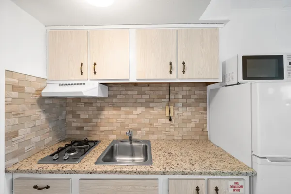 $289,000 | 2101 Surf Avenue, Unit 105, North Wildwood, NJ 08260