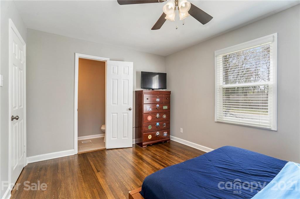 4235 Sudbury Road Charlotte, NC 28205 - Photo 22 of 29 a view of livingroom with hardwood