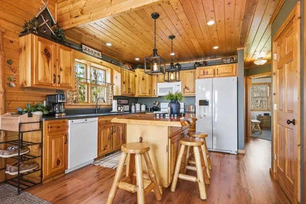 $799,900 | N9705 Bear Trail Lane, Spooner, WI 54801