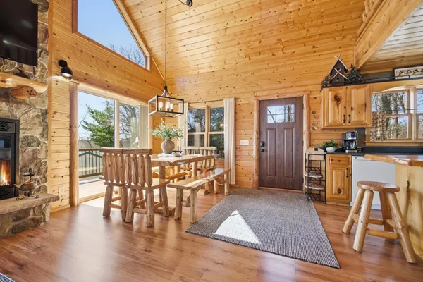 $799,900 | N9705 Bear Trail Lane, Spooner, WI 54801