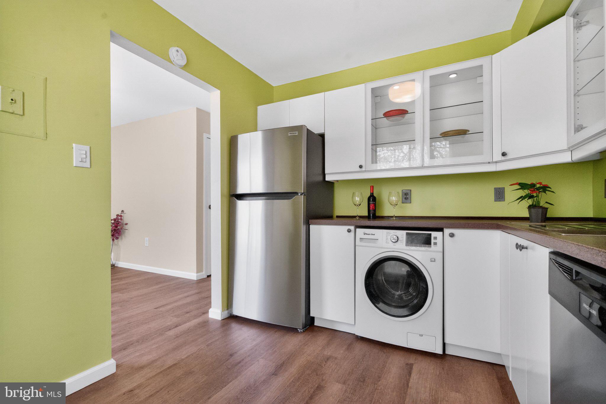 3932 Bel Pre Road, Unit 39326 Silver Spring, MD 20906 - Photo 8 of 20 Bright kitchen with modern appliances.