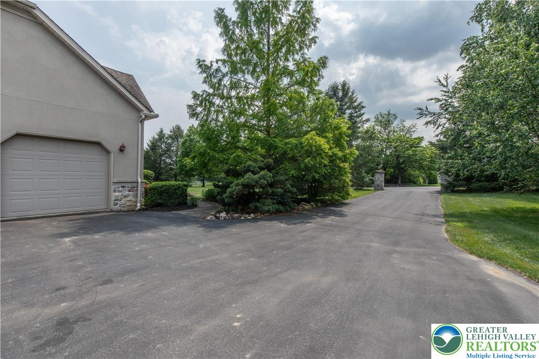 774 Lahr Road Nazareth, PA 18064 - Photo 58 of 58 Large Driveway