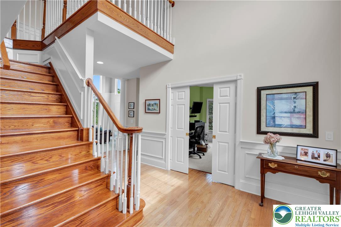 774 Lahr Road Nazareth, PA 18064 - Photo 8 of 58 Foyer