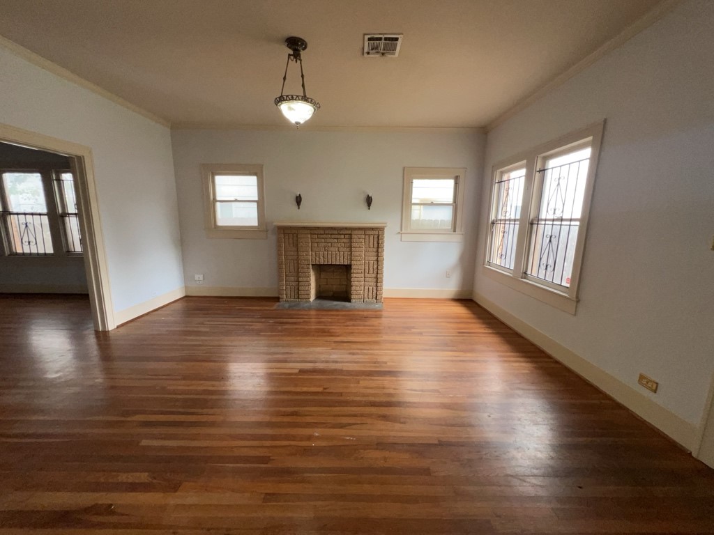 4716 Crawford Street Houston, TX 77004 - Photo 3 of 15