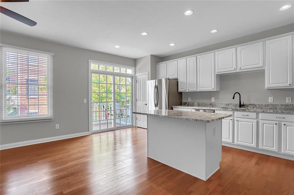 2000 Rhettsbury Street Carmel, IN 46032 - Photo 10 of 48