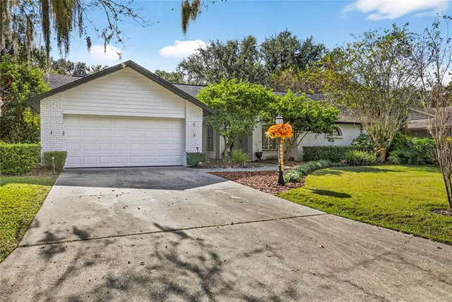 $550,000 | 2835 Hammock Drive, Plant City, FL 33566