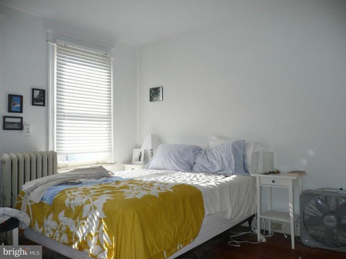 2704 Ontario Road Northwest Washington, DC 20009 - Photo 10 of 14 Bedroom #2