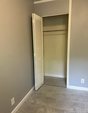 $1,250 | 6858 Maple Springs, San Antonio, TX 78249