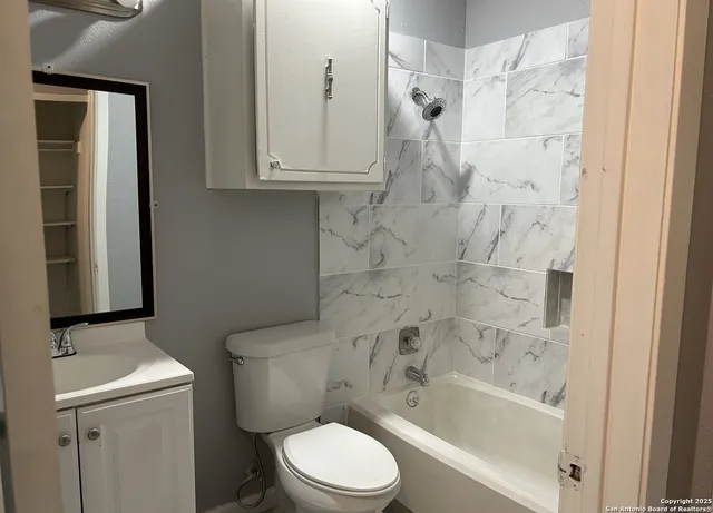 $1,250 | 6858 Maple Springs, San Antonio, TX 78249