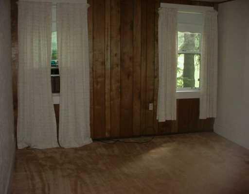 101 Rockdale Road Butler, PA 16002 - Photo 3 of 7 Living Room.