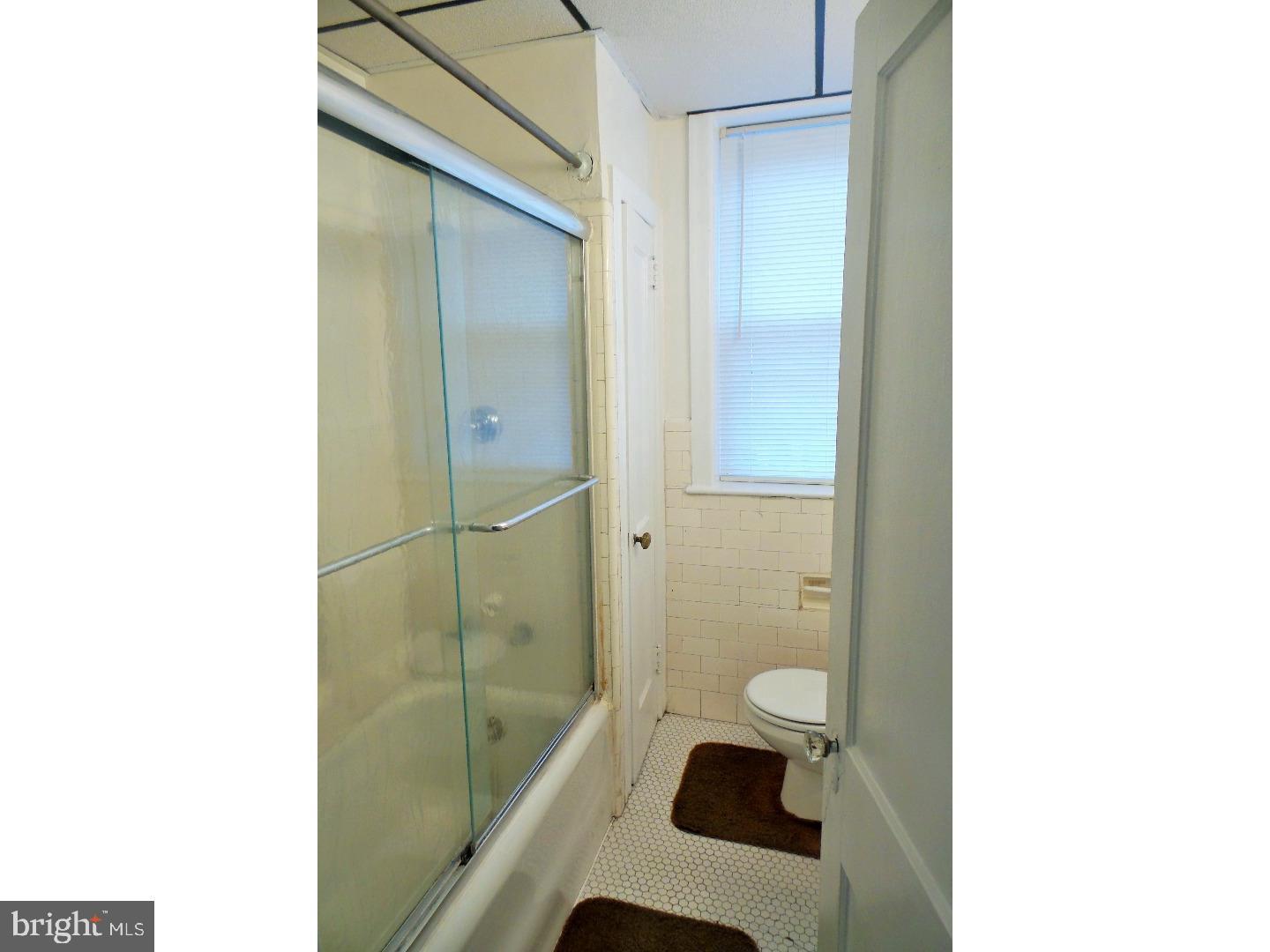 326 Fountain Street, Unit 2 Philadelphia, PA 19128 - Photo 17 of 19 Bathroom