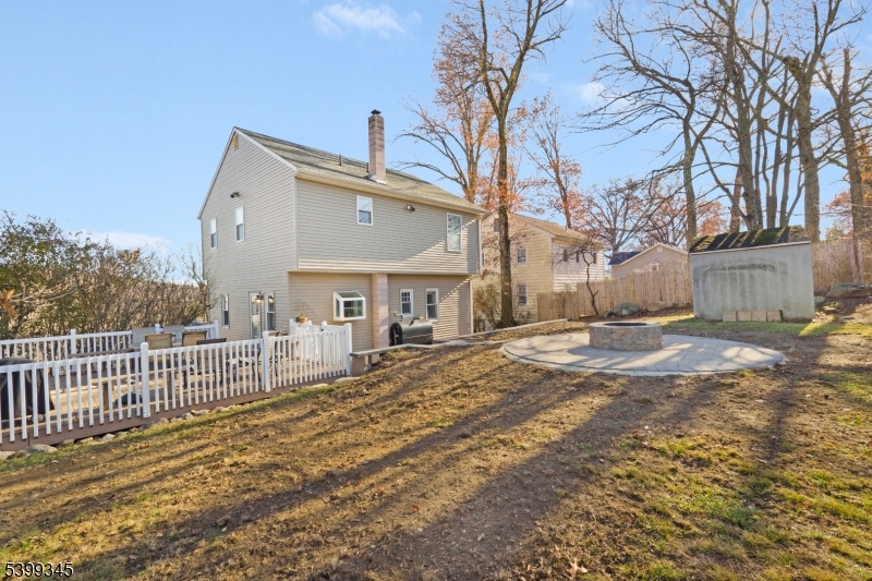 499 Diamond Spring Road Denville, NJ 07834 - Photo 2 of 23