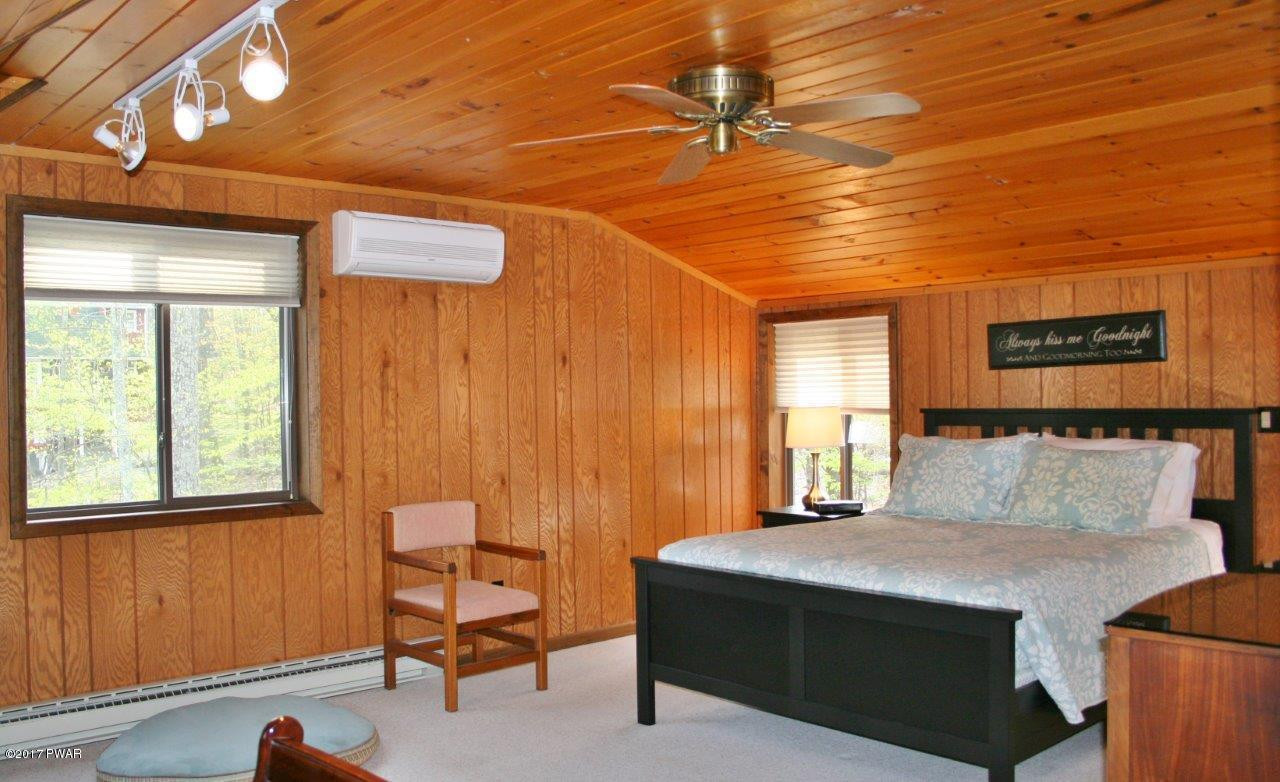 33 Rock Road Lakeville, PA 18438 - Photo 15 of 35