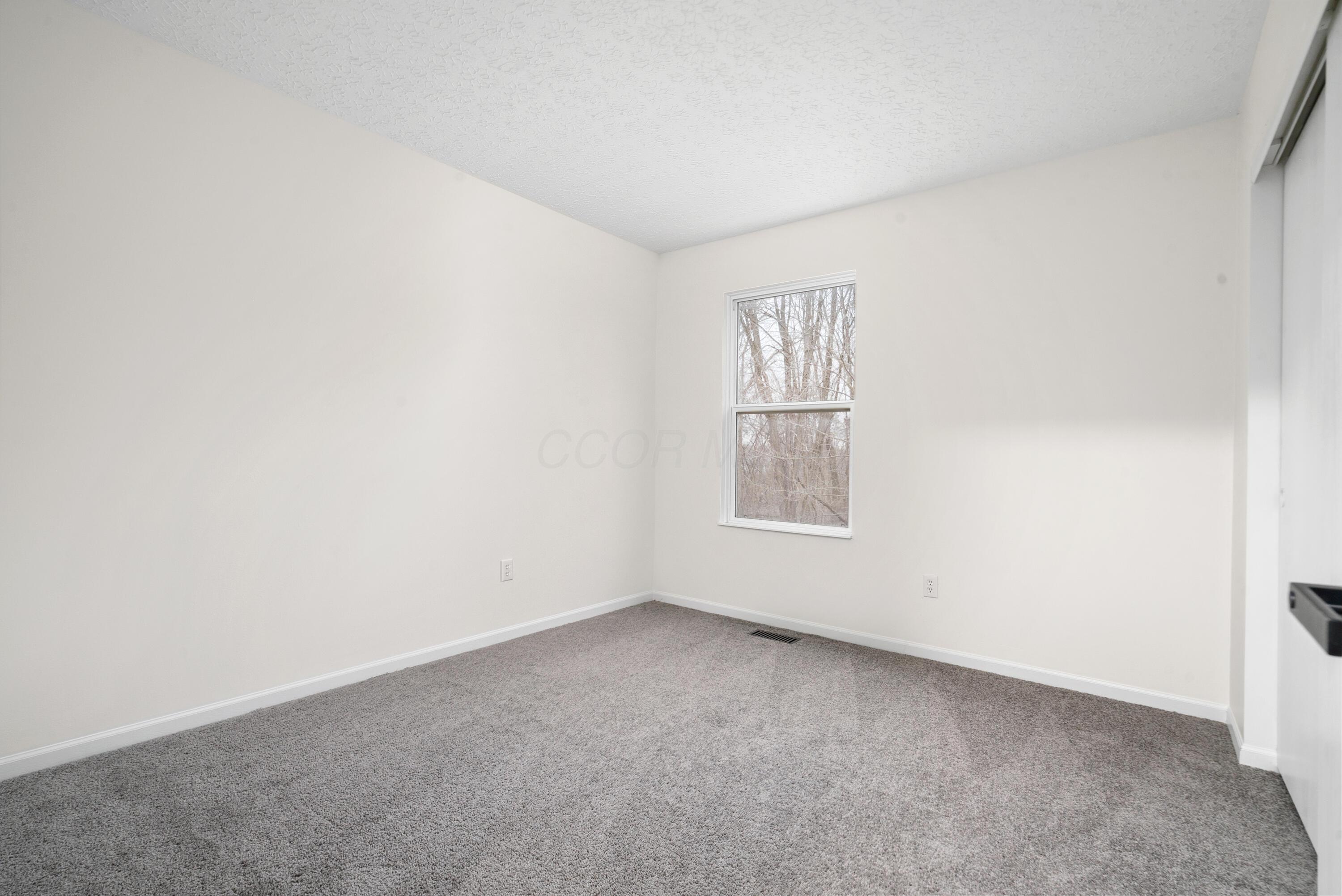 2745 Northwold Road Columbus, OH 43231 - Photo 21 of 41 21