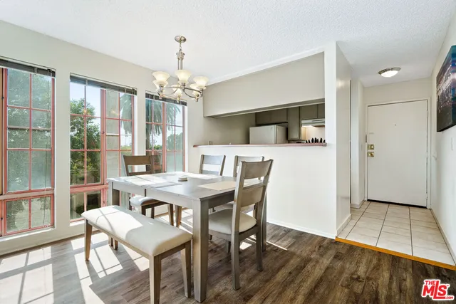 $2,400 | 3600 Bagley Avenue, Unit 201, Los Angeles, CA 90034