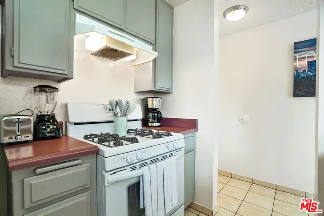 $2,400 | 3600 Bagley Avenue, Unit 201, Los Angeles, CA 90034