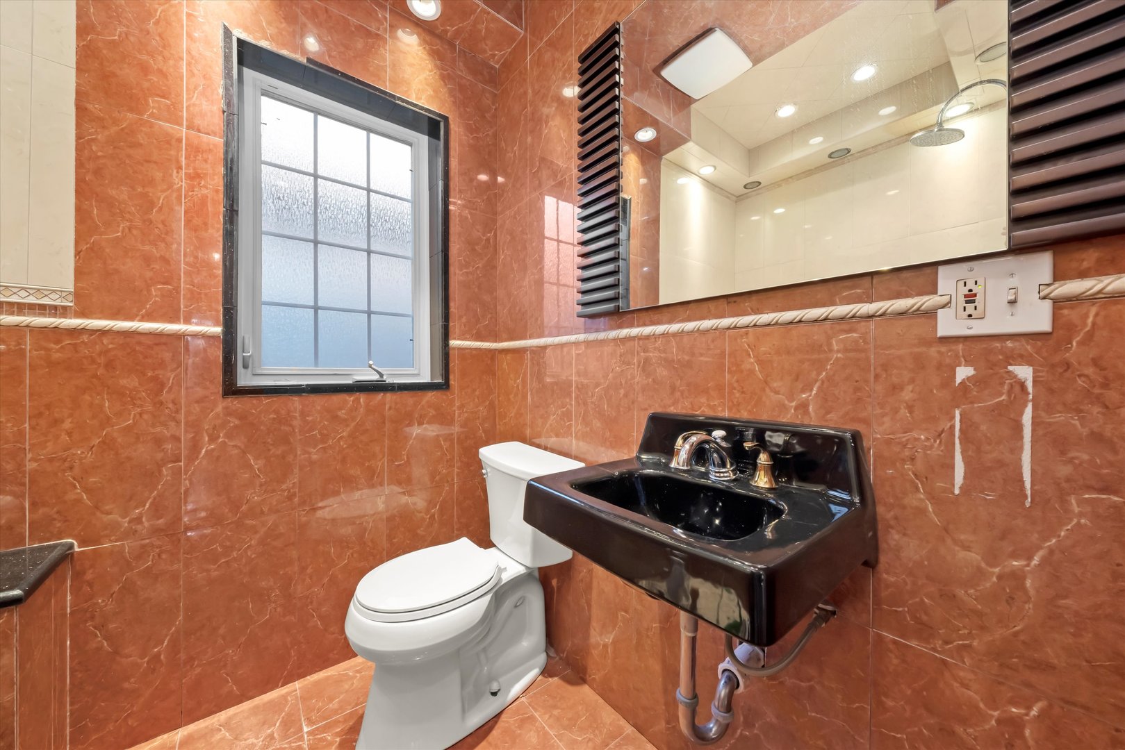 6858 Riverside Drive Berwyn, IL 60402 - Photo 15 of 36