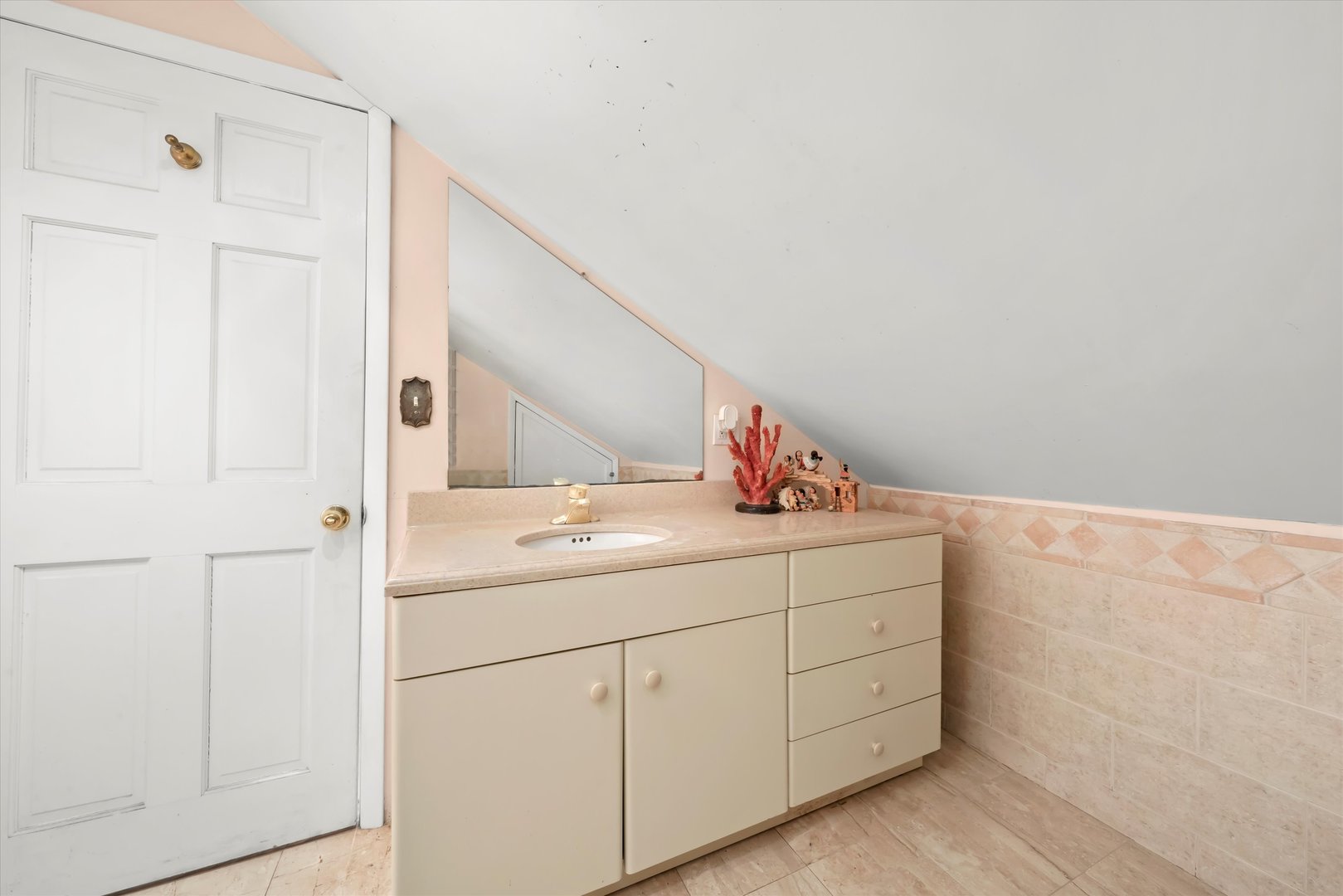 6858 Riverside Drive Berwyn, IL 60402 - Photo 23 of 36