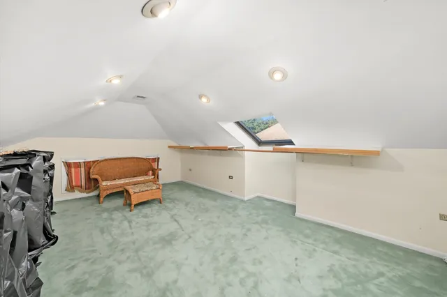 $425,000 | 6858 Riverside Drive, Berwyn, IL 60402