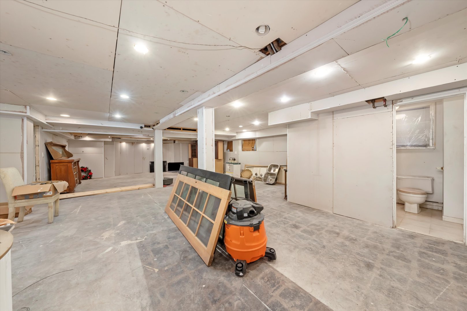 6858 Riverside Drive Berwyn, IL 60402 - Photo 28 of 36