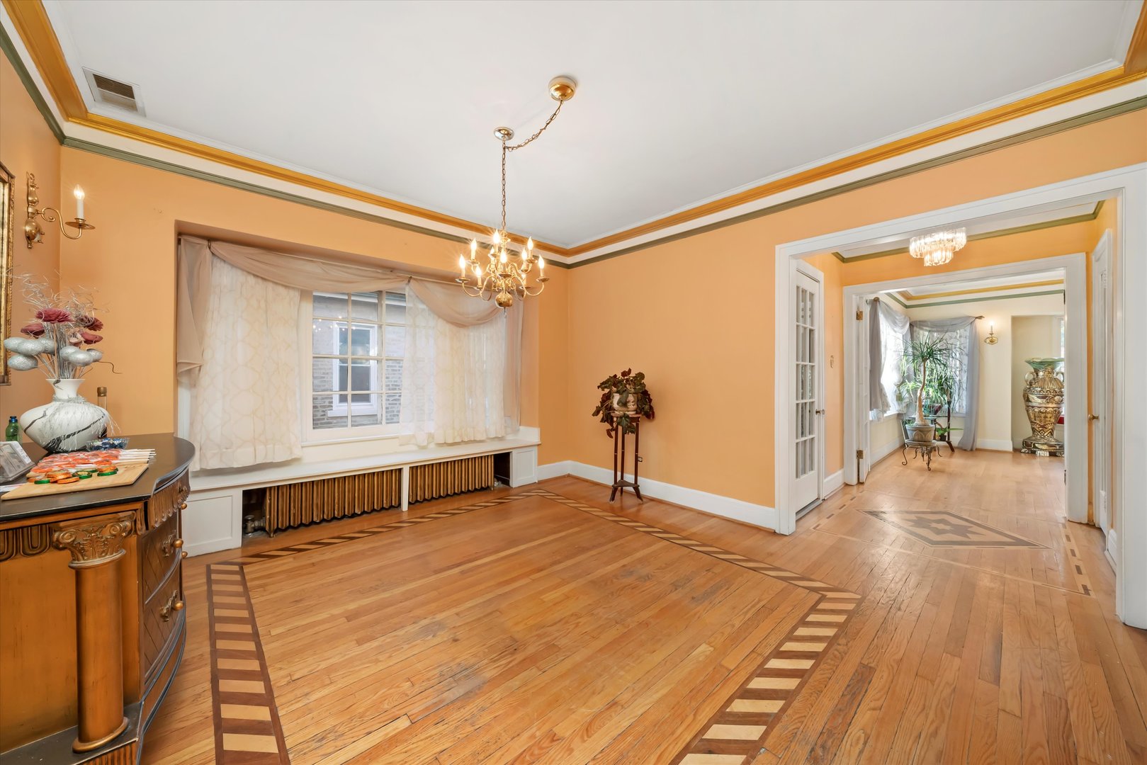 6858 Riverside Drive Berwyn, IL 60402 - Photo 8 of 36