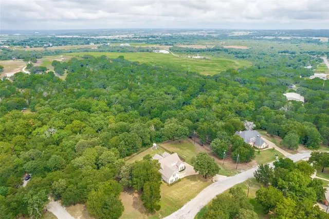 $725,000 | 137 White Dove Trail, Denison, TX 75020