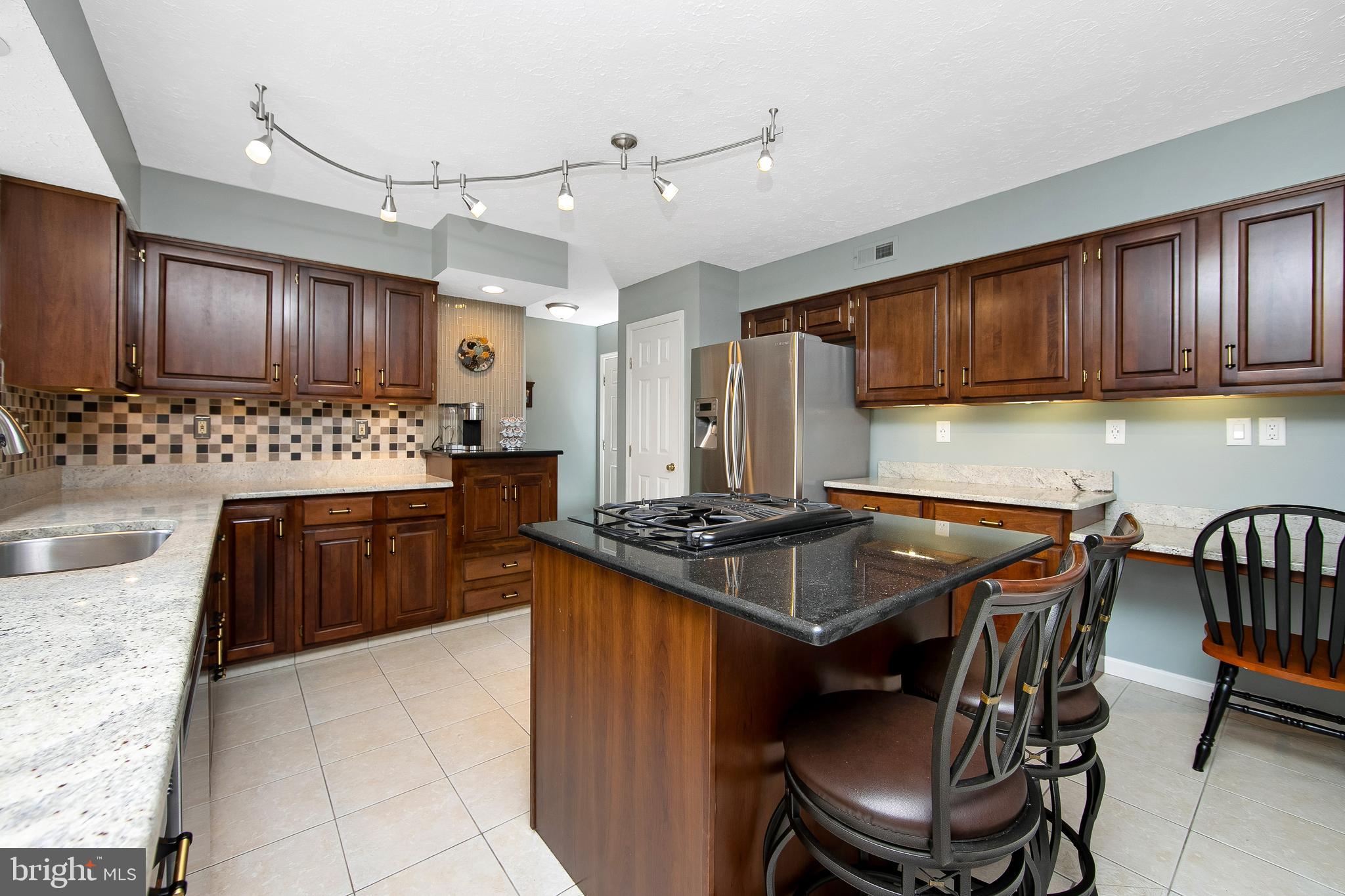 620 Signers Circle Marlton, NJ 08053 - Photo 7 of 38