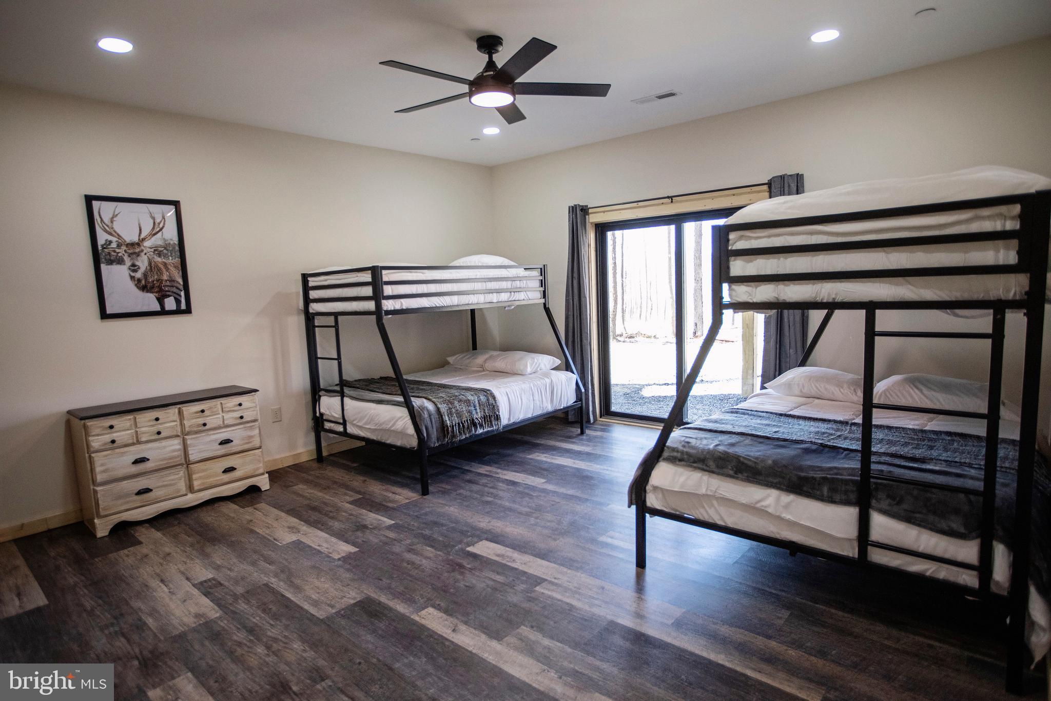 635 Biltmore Rdg Trail McHenry, MD 21541 - Photo 48 of 64 a bedroom with furniture and window